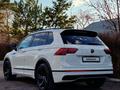 Volkswagen Tiguan 2021 года за 15 500 000 тг. в Астана – фото 2