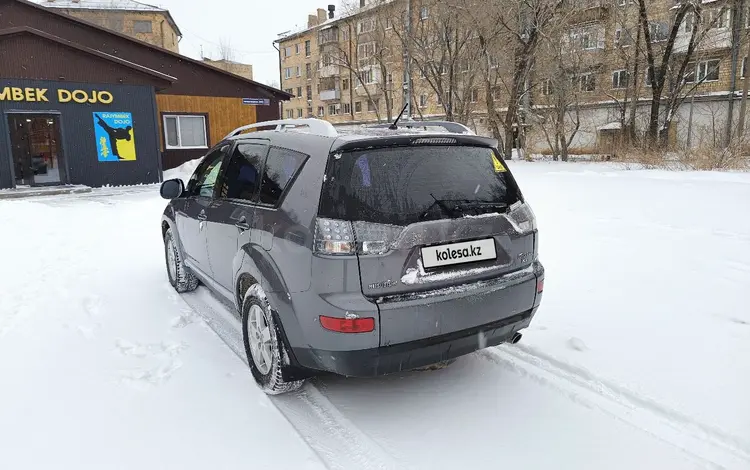 Mitsubishi Outlander 2008 годаfor6 700 000 тг. в Караганда