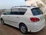 Toyota Ipsum 2002 годаүшін3 800 000 тг. в Атырау – фото 3