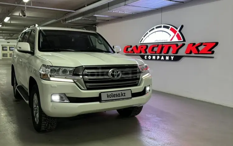 Toyota Land Cruiser 2016 года за 28 900 000 тг. в Астана