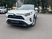 Toyota RAV4 2020 года за 15 500 000 тг. в Алматы