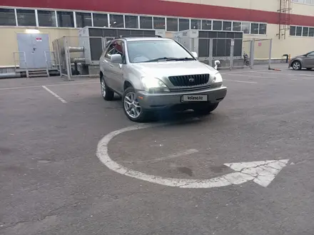 Toyota Harrier 1998 года за 4 500 000 тг. в Алматы – фото 9