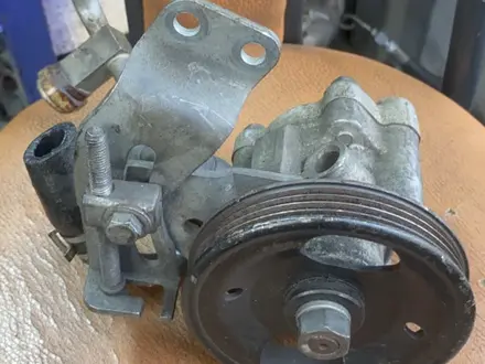 Гур насос Nissan за 20 000 тг. в Алматы