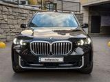 BMW X5 2024 года за 41 900 000 тг. в Алматы