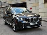BMW X5 2024 года за 41 900 000 тг. в Алматы – фото 2