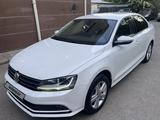 Volkswagen Jetta 2018 года за 6 000 000 тг. в Алматы – фото 2