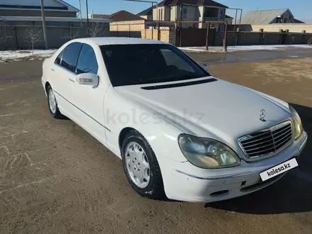 Mercedes-Benz S 320 1998 года за 3 000 000 тг. в Жанаозен – фото 2