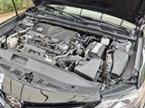 Toyota Camry 2021 года за 14 000 000 тг. в Алматы – фото 5