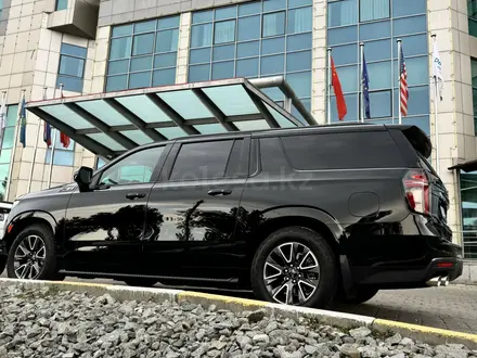 Аренда Авто с Водителем! Chevrolet Suburban! в Усть-Каменогорск – фото 4