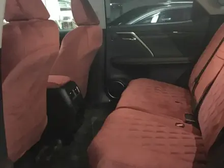 Автоателье на Левом берегу-Пошив эксклюзивных авточехлов/Перетяжка салона в Астана – фото 32