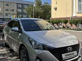 Hyundai Accent 2023 года за 8 100 000 тг. в Петропавловск