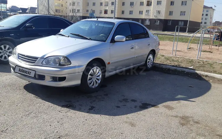 Toyota Avensis 1998 годаүшін2 800 000 тг. в Тараз