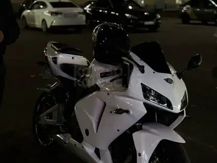 Honda  CBR 600RR 2004 года за 2 300 000 тг. в Алматы – фото 4