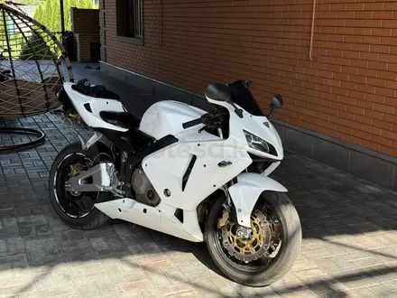 Honda  CBR 600RR 2004 года за 2 300 000 тг. в Алматы – фото 3