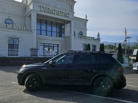 Volkswagen Tiguan 2021 года за 16 500 000 тг. в Алматы – фото 4