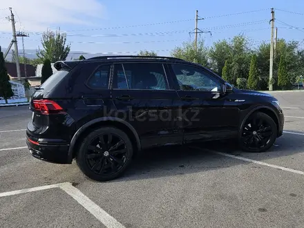 Volkswagen Tiguan 2021 года за 16 500 000 тг. в Алматы – фото 3