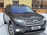 Toyota Highlander 2011 годаfor12 600 000 тг. в Астана