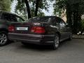 Mercedes-Benz E 230 1997 года за 1 550 000 тг. в Алматы – фото 4