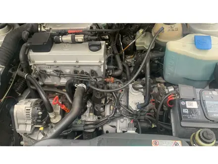 Двигатель Volkswagen Passat 2.0 2E за 470 000 тг. в Астана