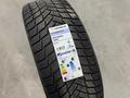 Комплект шин для Rolls-Royce Phantom 255/45-285/40 R22 X-Ice Snow Michelin за 337 500 тг. в Алматы