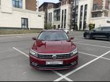 Volkswagen Passat 2017 годаүшін10 800 000 тг. в Алматы – фото 2