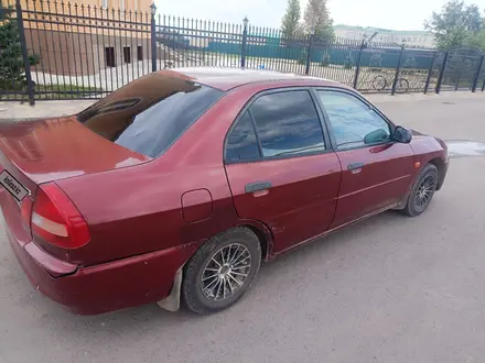 Mitsubishi Lancer 1997 года за 1 300 000 тг. в Уральск – фото 3