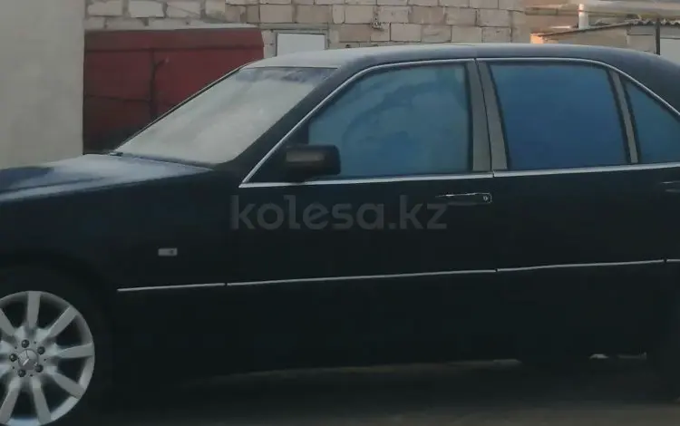 Mercedes-Benz S 320 1996 годаfor2 500 000 тг. в Актау