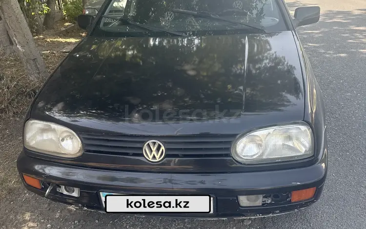 Volkswagen Golf 1997 года за 1 600 000 тг. в Шымкент