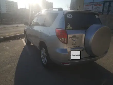 Toyota RAV4 2007 года за 7 800 000 тг. в Актау – фото 3