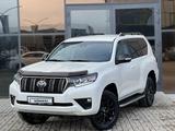 Toyota Land Cruiser Prado 2021 года за 27 600 000 тг. в Уральск