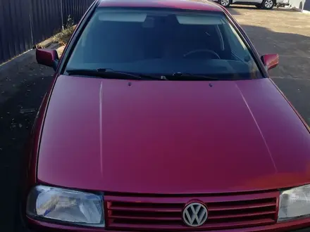 Volkswagen Vento 1993 года за 1 650 000 тг. в Уральск – фото 6