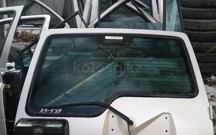 Крышка багажника ланд ровер Дискавери 2 за 40 000 тг. в Алматы