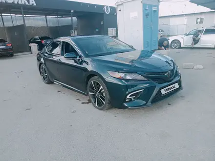 Toyota Camry 2018 года за 12 500 000 тг. в Алматы