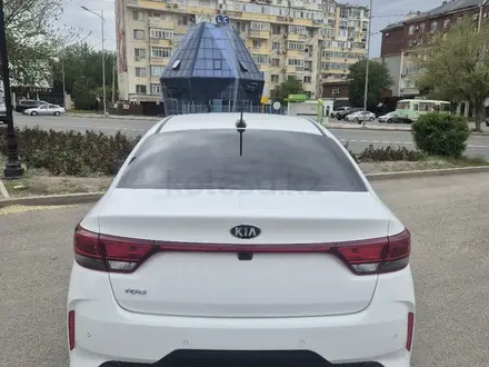 Kia Rio 2021 года за 9 200 000 тг. в Атырау – фото 4