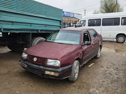 Volkswagen Vento 1994 года за 420 000 тг. в Абай (Келесский р-н)