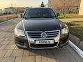 Volkswagen Touareg 2008 годаfor7 500 000 тг. в Шымкент