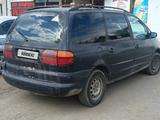 Volkswagen Sharan 1996 годаүшін1 000 000 тг. в Уральск – фото 3