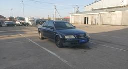 Audi A6 1997 года за 900 000 тг. в Алматы – фото 2