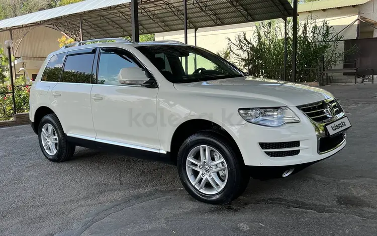 Volkswagen Touareg 2008 годаүшін9 450 000 тг. в Алматы