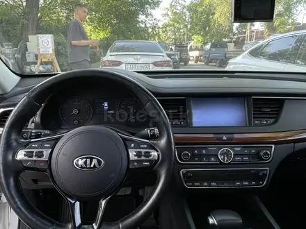 Kia K7 2016 года за 10 500 000 тг. в Алматы – фото 20