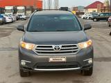 Toyota Highlander 2013 года за 11 000 000 тг. в Актобе – фото 3