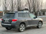 Toyota Highlander 2013 года за 11 000 000 тг. в Актобе – фото 5