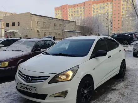 Hyundai Solaris 2015 года за 3 600 000 тг. в Павлодар