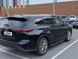 Toyota Highlander 2022 года за 28 000 000 тг. в Астана – фото 5