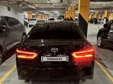 Toyota Camry 2023 года за 16 800 000 тг. в Астана – фото 4