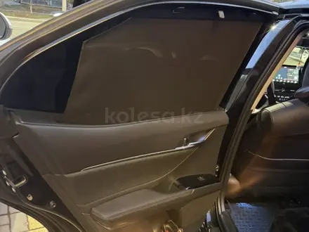 Toyota Camry 2023 года за 16 800 000 тг. в Астана – фото 6