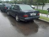 Mercedes-Benz E 280 1995 года за 2 500 000 тг. в Астана – фото 2