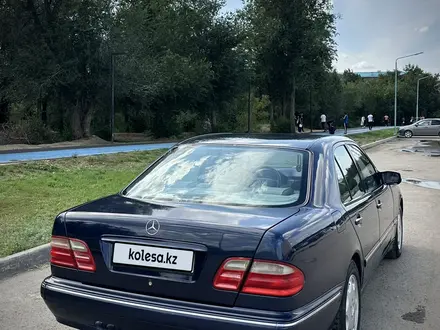 Mercedes-Benz E 280 1999 года за 4 500 000 тг. в Актобе – фото 9