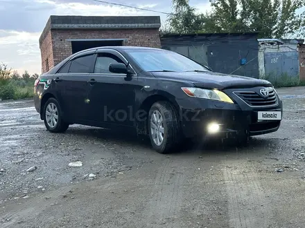 Toyota Camry 2007 года за 6 200 000 тг. в Усть-Каменогорск – фото 2