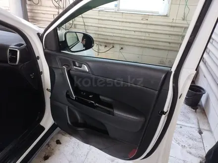 Kia Sportage 2021 года за 11 500 000 тг. в Алматы – фото 17